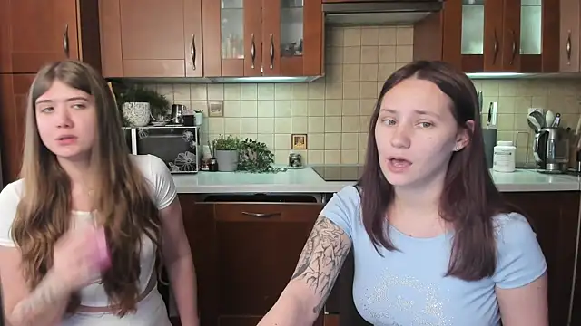HotCaramellsTV online show from 07-29-26, 07:50
