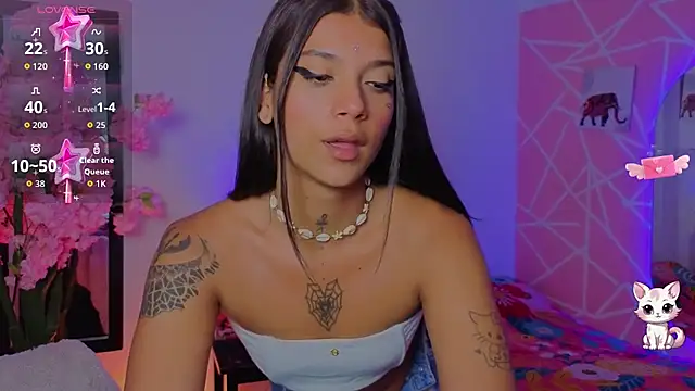 Snapshot of CoralRigan chatting on 12-05-25, 02:42 CoralRigan online show from 12-05-25, 02:42