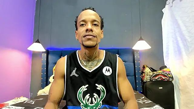 Snapshot of Salomon_koude chatting on 01-06-26, 09:18 Salomon koude online show from 01-06-26, 09:18