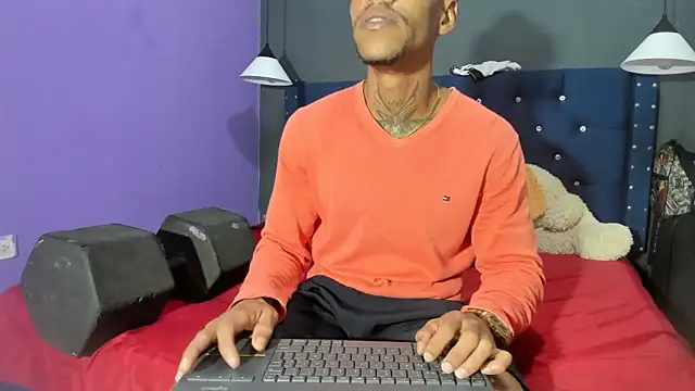 Snapshot of Salomon_koude chatting on 02-01-26, 09:13 Salomon koude online show from 02-01-26, 09:13