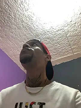 Snapshot of Salomon_koude chatting on 02-14-26, 07:10 Salomon koude online show from 02-14-26, 07:10