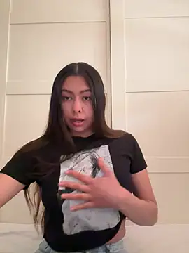 Im sophia1 online show from 03-18-26, 01:03