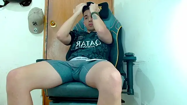 Danyer33 online show from 04-05-26, 10:40