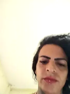 Snapshot of MaraVililhosa chatting on 02-25-25, 04:21 MaraVililhosa online show from 02-25-25, 04:21