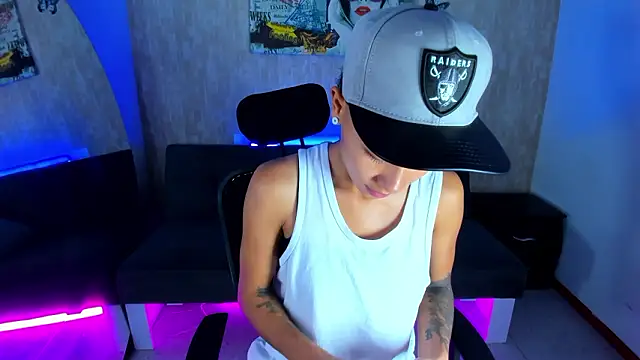 Snapshot of nova_sex01 chatting on 02-11-26, 05:12 nova sex01 online show from 02-11-26, 05:12