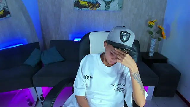 Snapshot of nova_sex01 chatting on 02-27-26, 12:21 nova sex01 online show from 02-27-26, 12:21