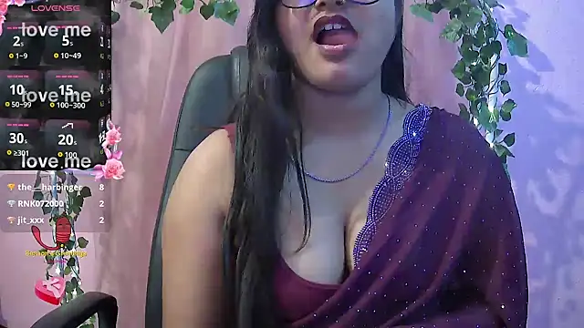 Snapshot of Pari-new chatting on 02-03-26, 06:40 Pari-new online show from 02-03-26, 06:40