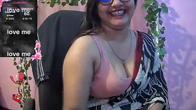 Snapshot of Pari-new chatting on 02-24-26, 04:21 Pari-new online show from 02-24-26, 04:21