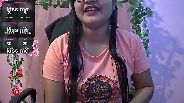 Snapshot of Pari-new chatting on 02-27-26, 04:12 Pari-new online show from 02-27-26, 04:12