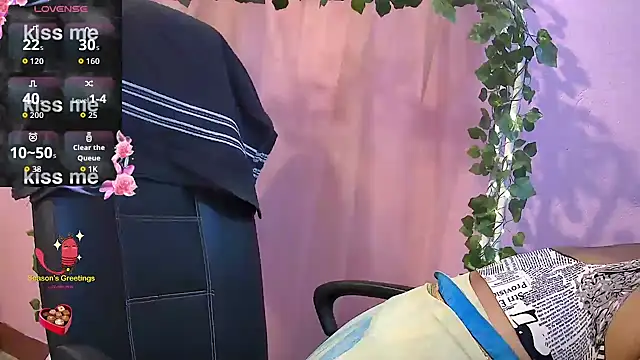 Snapshot of Pari-new chatting on 02-28-26, 04:13 Pari-new online show from 02-28-26, 04:13