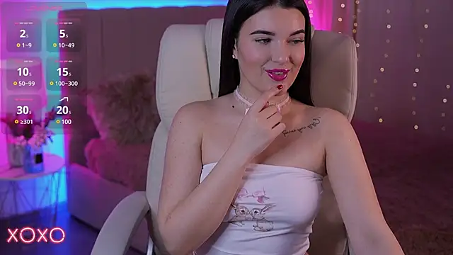 YourLolaBunny online show from 02-21-25, 02:17