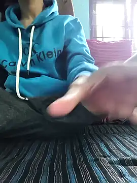 Shubu 76 online show from 12-17-25, 07:36