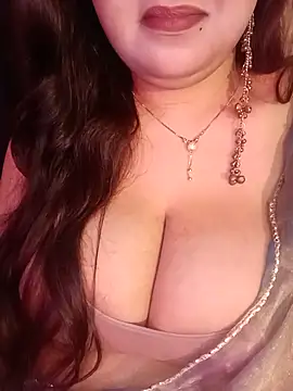 Suhanakhan00 online show from 07-15-26, 08:19