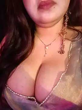 Suhanakhan00 online show from 07-20-26, 10:39