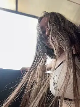 Sophie LS online show from 02-27-25, 06:42