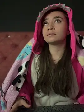 Sophie LS online show from 03-08-25, 10:22