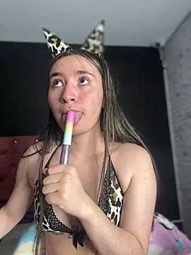 Sophie LS online show from 03-17-25, 01:14