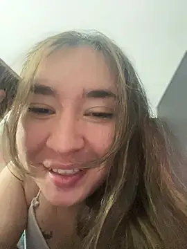 Sophie LS online show from 03-18-25, 02:04