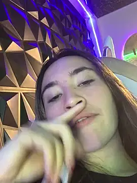 Sophie LS online show from 09-10-25, 01:27