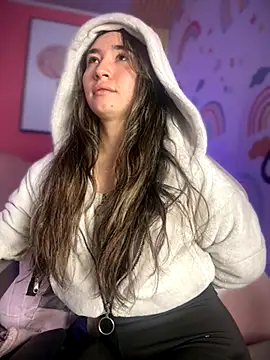 Sophie LS online show from 10-13-25, 03:06