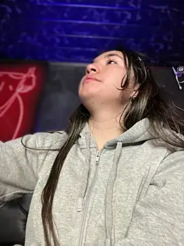 Sophie LS online show from 04-19-26, 12:04