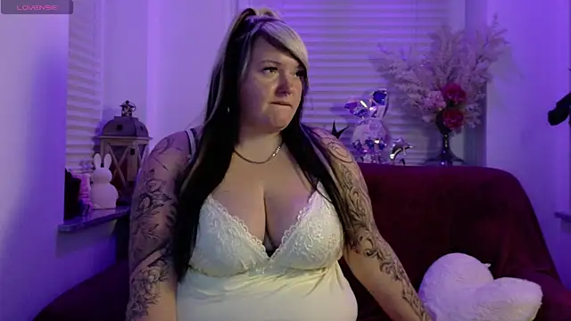 CurvyAngelina Official online show from 11-10-25, 07:13