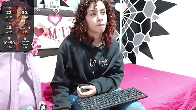Snapshot of be_sinners chatting on 02-21-25, 02:06 be sinners online show from 02-21-25, 02:06