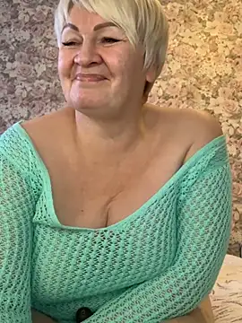 Snapshot of Laura_Millf chatting on 02-16-25, 02:54 Laura Millf online show from 02-16-25, 02:54