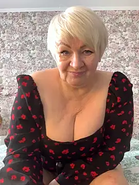 Snapshot of Laura_Millf chatting on 03-03-25, 07:43 Laura Millf online show from 03-03-25, 07:43