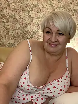 Snapshot of Laura_Millf chatting on 03-03-25, 05:07 Laura Millf online show from 03-03-25, 05:07