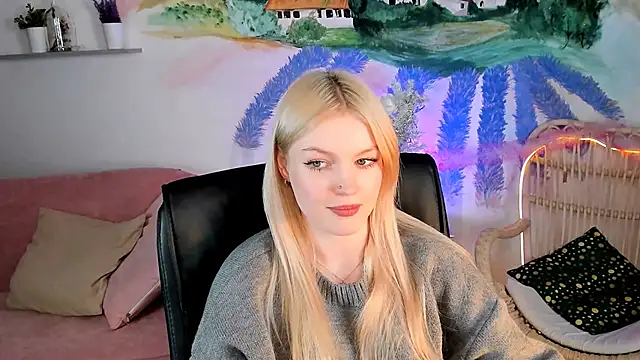 Snapshot of GraceGlamour chatting on 12-29-24, 11:29 GraceGlamour online show from 12-29-24, 11:29