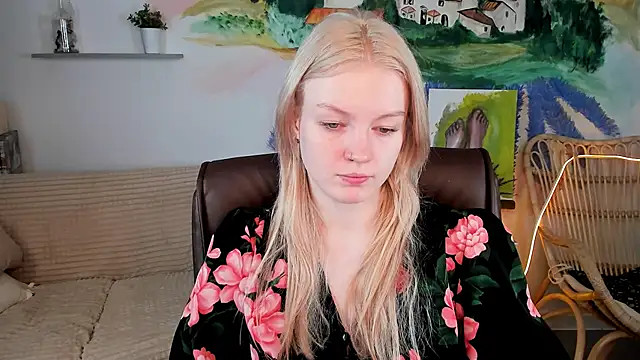 Snapshot of GraceGlamour chatting on 03-12-25, 05:13 GraceGlamour online show from 03-12-25, 05:13