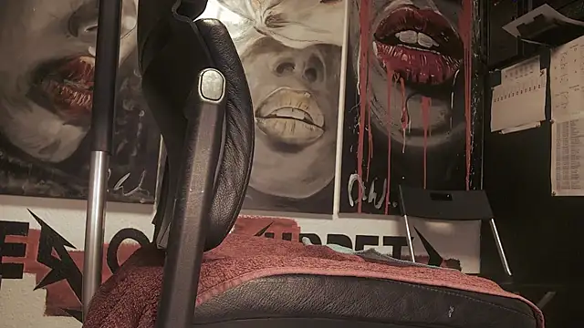 Snapshot of dani4334 chatting on 02-13-26, 09:22 dani4334 online show from 02-13-26, 09:22