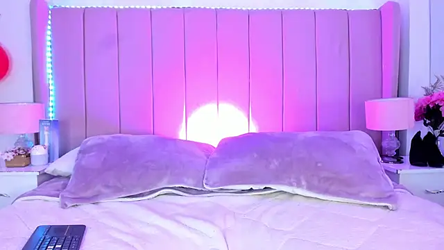 MollyBigBoobs12 online show from 03-09-25, 12:21