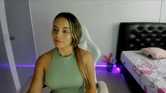 Sara lopez 28 online show from 03-04-25, 05:34