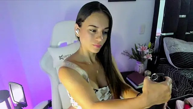 Sara lopez 28 online show from 03-21-26, 11:04