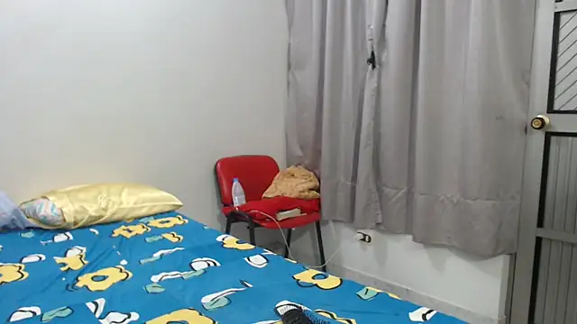 Snapshot of SaraStoneCute chatting on 02-26-26, 06:51 SaraStoneCute online show from 02-26-26, 06:51