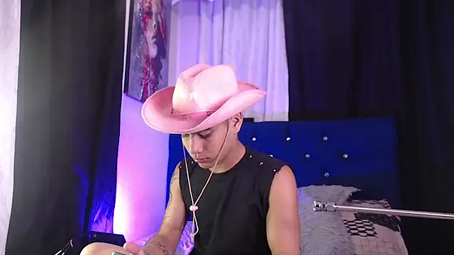 Sexys Boys Hot1 online show from 02-04-26, 01:22