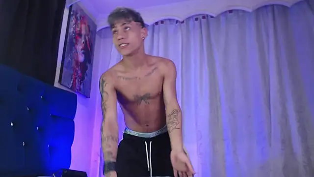 Sexys Boys Hot1 online show from 05-12-26, 01:47