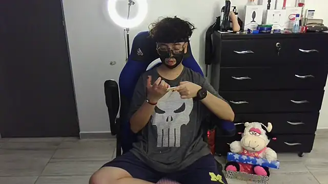 thomascooper7 online show from 03-11-25, 12:33