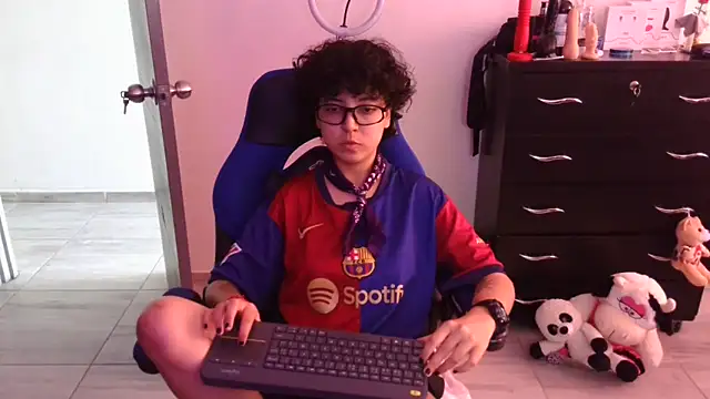 thomascooper7 online show from 03-22-26, 06:55