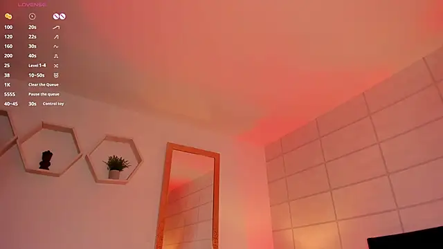 Snapshot of Christine_Laam chatting on 11-25-25, 12:16 Christine Laam online show from 11-25-25, 12:16