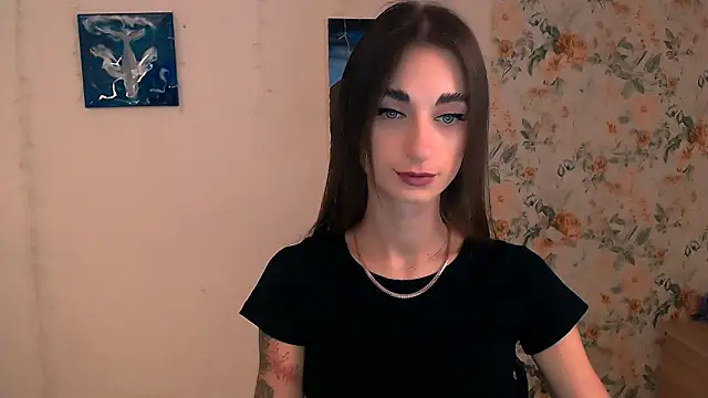 Snapshot of Asia_N_ chatting on 10-09-25, 06:11 Asia N online show from 10-09-25, 06:11