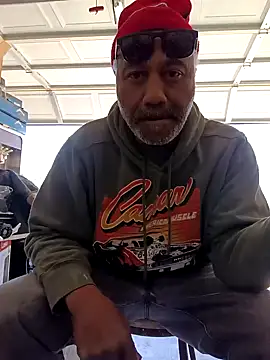 Snapshot of yasohw chatting on 01-23-25, 06:03 yasohw online show from 01-23-25, 06:03