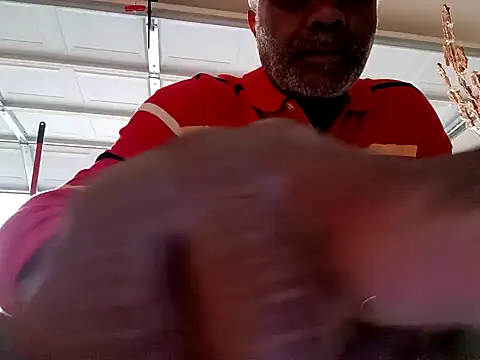 Snapshot of yasohw chatting on 01-25-25, 11:43 yasohw online show from 01-25-25, 11:43