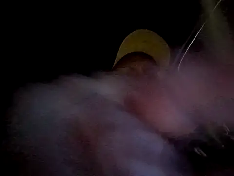 Snapshot of yasohw chatting on 03-16-25, 02:32 yasohw online show from 03-16-25, 02:32