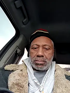 Snapshot of yasohw chatting on 12-22-25, 04:15 yasohw online show from 12-22-25, 04:15