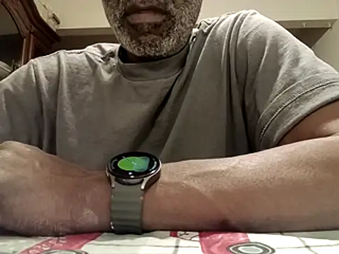 Snapshot of yasohw chatting on 12-23-25, 04:21 yasohw online show from 12-23-25, 04:21