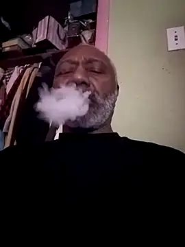 Snapshot of yasohw chatting on 01-12-26, 12:32 yasohw online show from 01-12-26, 12:32