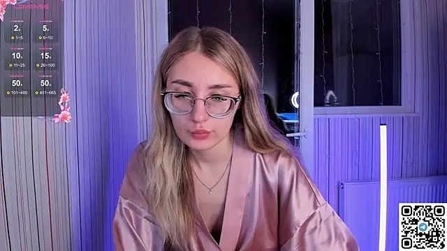 Snapshot of LivyyBossom chatting on 01-25-25, 04:46 LivyyBossom online show from 01-25-25, 04:46